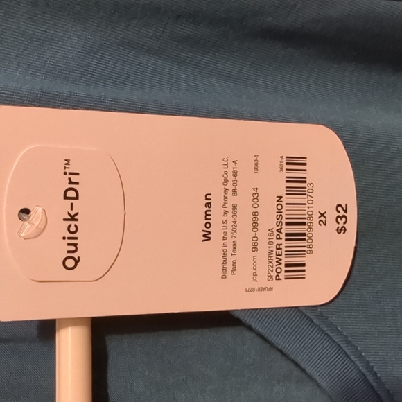 Plus Size Xersion Tank - Picture 2 of 3